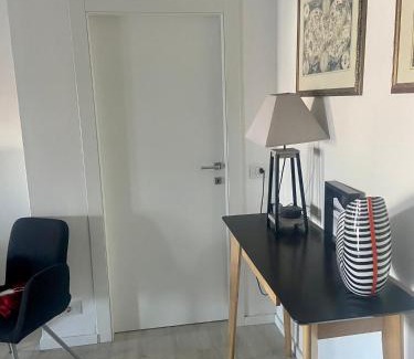 Roncoscaglia Apartment | La finestra sul castello