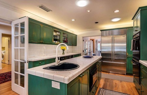La Jolla Shores House | La Jolla Retreat: Pool, Tennis, & Walk to Beach