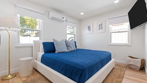 Village of La Jolla House | La Jolla Stay w Firepit Walk to Beach Arenas