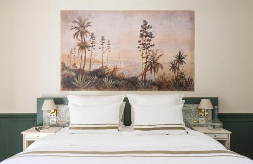 Couches House | La Maison 1680