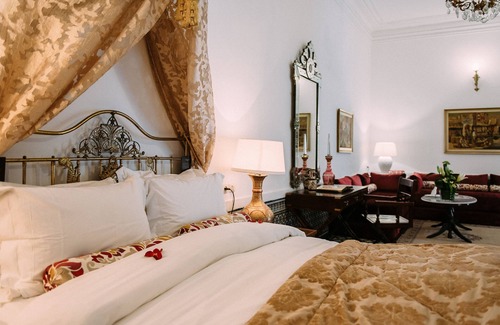 Talaa Hotel | La Maison Bleue Batha