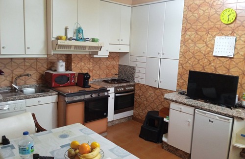 Ponteareas House | La Maison D'abellera, Disfruta de un Ambiente Familiar, una Casa Gran Casa