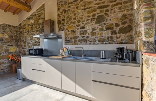 San Pietro in Bossolo Villa | La Pagliera di Badia a Passignano, Tavarnelle Val di Pesa, Florence and Chianti