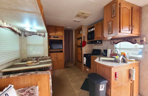 La Parguera House | La Parguera, precioso , privado y comodo trailer se alquila, cerca de todo