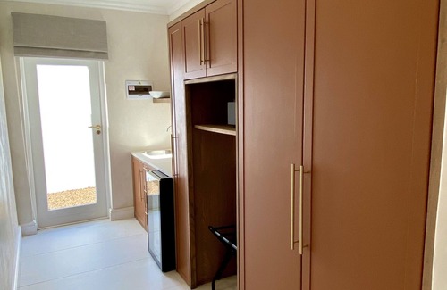 Cape Winelands Hotel | La Paris Estate