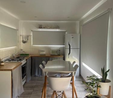 Claromeco House | La Pascuala