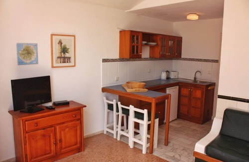 Playa del Aguila House | La Perla - Bungalowanlage DIRECTLY by the sea