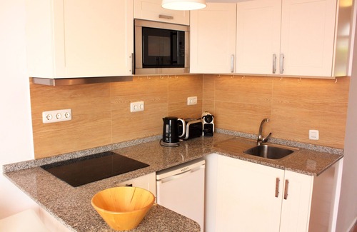 Playa del Aguila House | La Perla - Bungalowanlage DIRECTLY by the sea