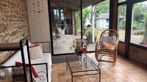Curey House | La Petite Ecole de la Baie