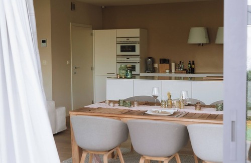 Halle Apartment | La Petite Foret | Contemporary Apartment in the Peaceful Brussels Periphery