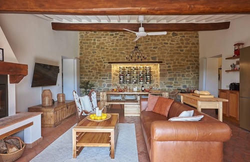 Castelnuovo Berardenga Apartment | La Porcilaia, Pretaccione, Castelnuovo Berardenga, Siena and Chianti