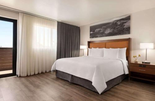 San Luis Obispo Hotel | La Quinta by Wyndham San Luis Obispo