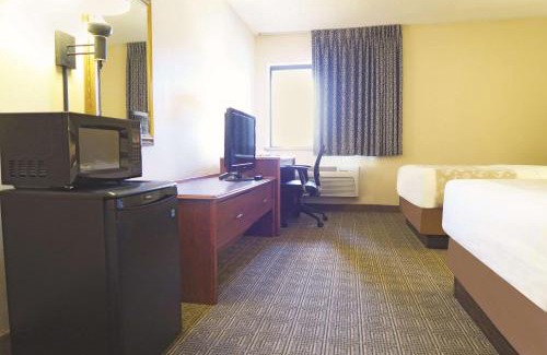 Oak Creek Hotel | La Quinta Inn by Wyndham Milwaukee Airport/Oak Creek
