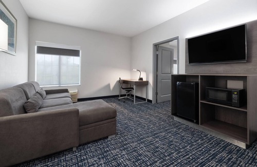 Muskogee Hotel | La Quinta Inn & Suites by Wyndham Muskogee