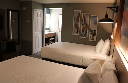 Gurnee Hotel | La Quinta Inn & Suites by Wyndham Chicago Gurnee