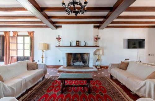 Villanueva del Rio y Minas House | La Rejaquera