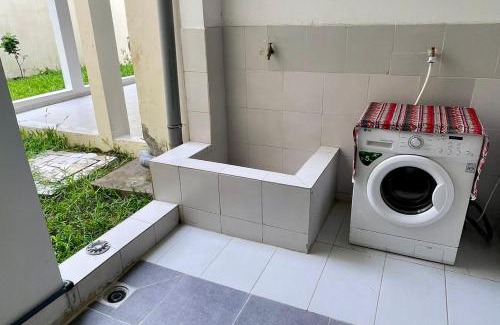 Angre Apartment | LA Siesta