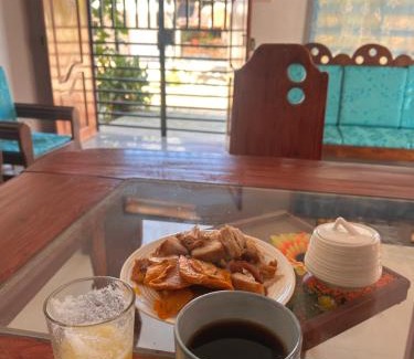 San Juan Bautista Apartment | La terraza de Clau