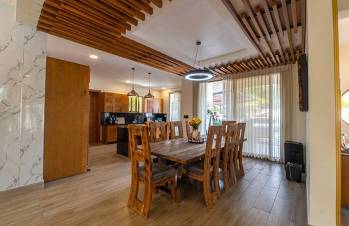 La Vega Villa | La Vega Villa With Private Pool and BBQ