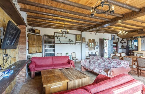 Palenciana Villa | La Viña de Palenciana by Ruralidays