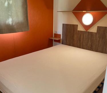 Saint-Geniez-o-Merle Other | LA VIEILLE AUBERGE