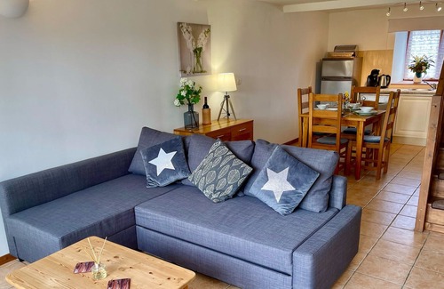 Brux House | La Vieillle Fromagerie - Charming gites in rural France