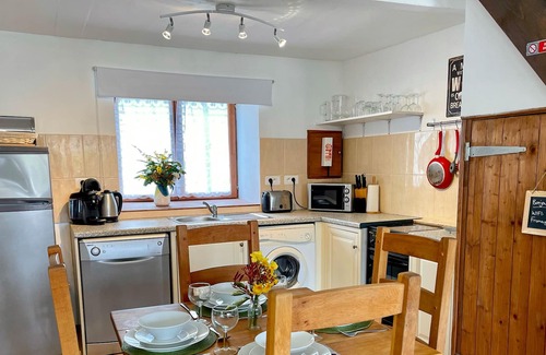Brux House | La Vieillle Fromagerie - Charming gites in rural France