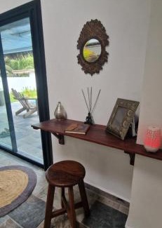 Nosy Boraha Villa | La VILLA BORAHA 300m2 PROPRIÉTÉ ENTIERE en bord de plage PISCINE PRIVEE Cuisine TV Wifi