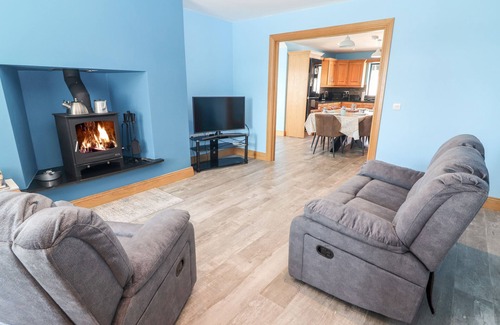 Banna House | LACK COTTAGE, family friendly, with open fire in Camp, County Kerry