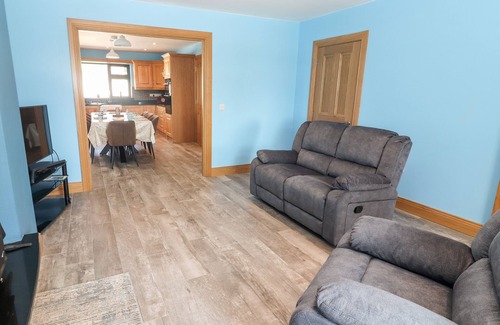 Banna House | LACK COTTAGE, family friendly, with open fire in Camp, County Kerry