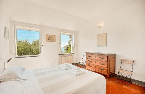 San Terenzo Apartment | Ladimoradell'artista Sea view Private parking