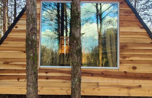 Morristown Cabin | "Lady A"-frame Glamping Cabin @Nolichucky River near Smoky Mtns.
