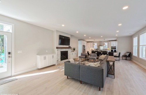 Michigan City House | Lady Of The Lake at Beachwalk Resort nStunning New Construction