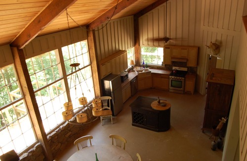 Fort Payne Cabin | Lagniappe Lodge -18 acres of amazing views and 2 waterfalls, with Internet!
