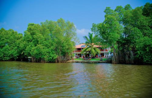 Hettimulla Hotel | Lagoon Bentota Resort