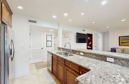 Kiawah Island Villa | Lagoon-Front Villa w/Screened Porch, WiFi & AC - Steps to Beach, Tennis & Golf