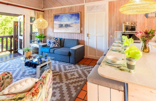 Knysna Ski Chalet | Lagoon-View Chalet | Private BBQ Deck