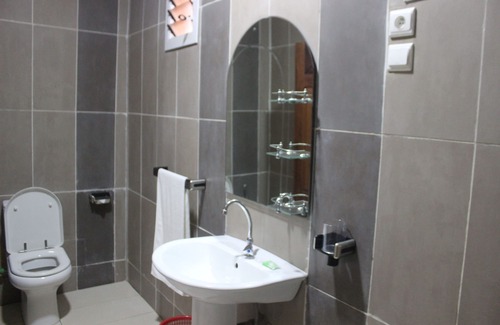 Morondava Hotel | Laguna Beach