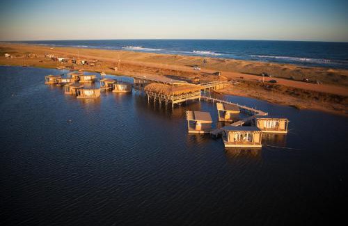 Jose Ignacio Cabin | Laguna Garzón Lodge
