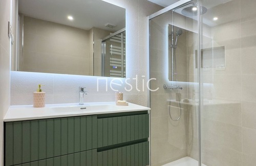 Nino Jesus Apartment | LAGUNARIA - Apartment in Retiro, Madrid by NESTIC