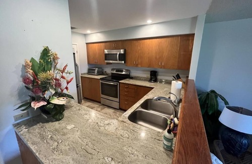 Kaanapali Resort | Lahaina 2 Bedroom Condo Sleeps 6