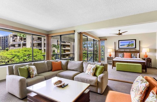 Kahana Resort | Lahaina Maui Resort 3 Bedroom Oasis