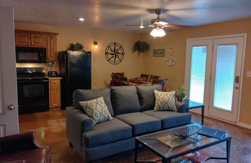 Cherokee Village House | Lake and boat life!nLake Rental in a dead-end street.