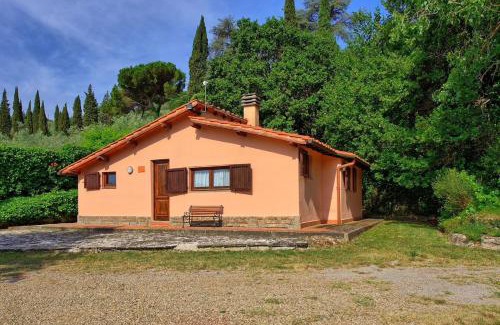 Figline e Incisa Valdarno House | Lake Apartment in Villa Massi