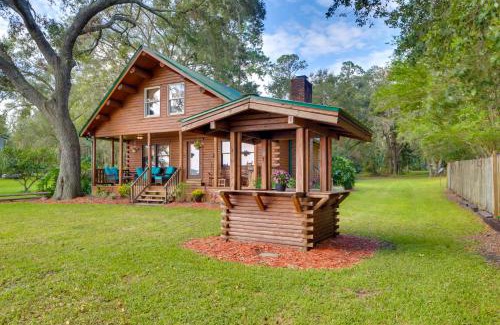 Pomona Park House | Lake Broward Cabin with Private Boat Launch and Dock!