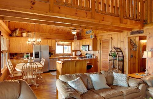 Pomona Park House | Lake Broward Cabin with Private Boat Launch and Dock!