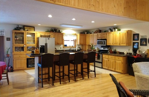 Park Rapids House | Lake Country Home in the Pines Is A Relaxing Vacation Getaway