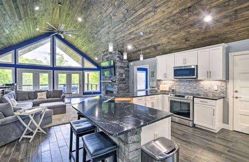 Tazewell House | Lake Effect on Norris Lake