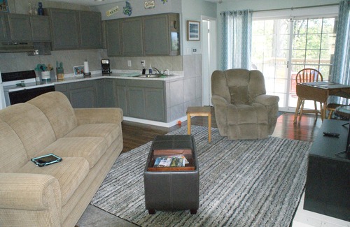 Somerset House | LAKE FRONT CABIN with Large Deck.