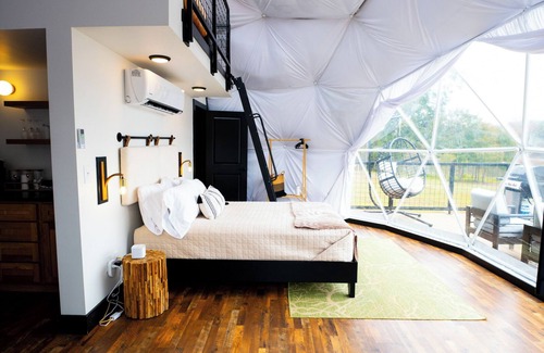 Coosa Resort | Lake Front Geodesic Dome: Hot Tub & Lake Views